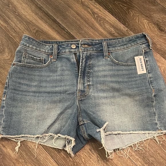 Old Navy Pants - Old Navy Size 12 Jean Shorts